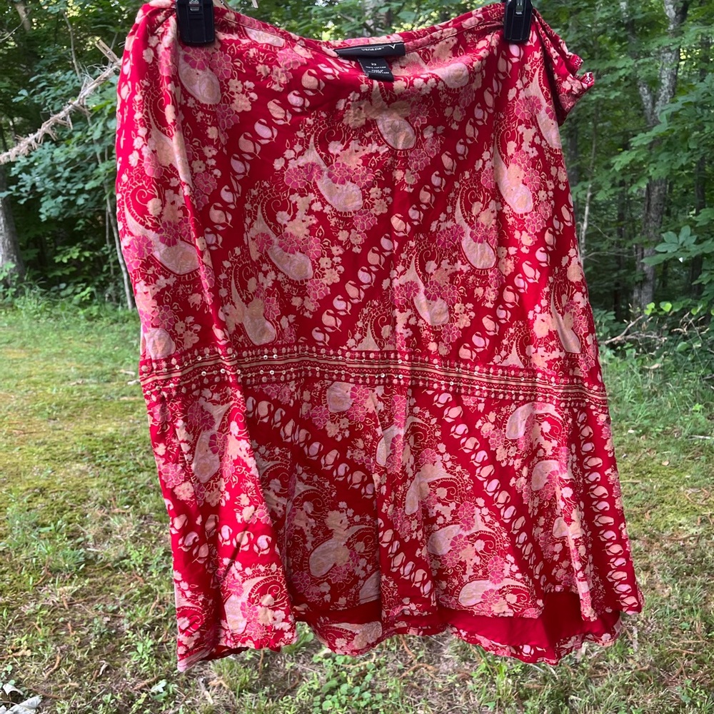 Venezia, size 22, red, pink, tan tapered skirt
